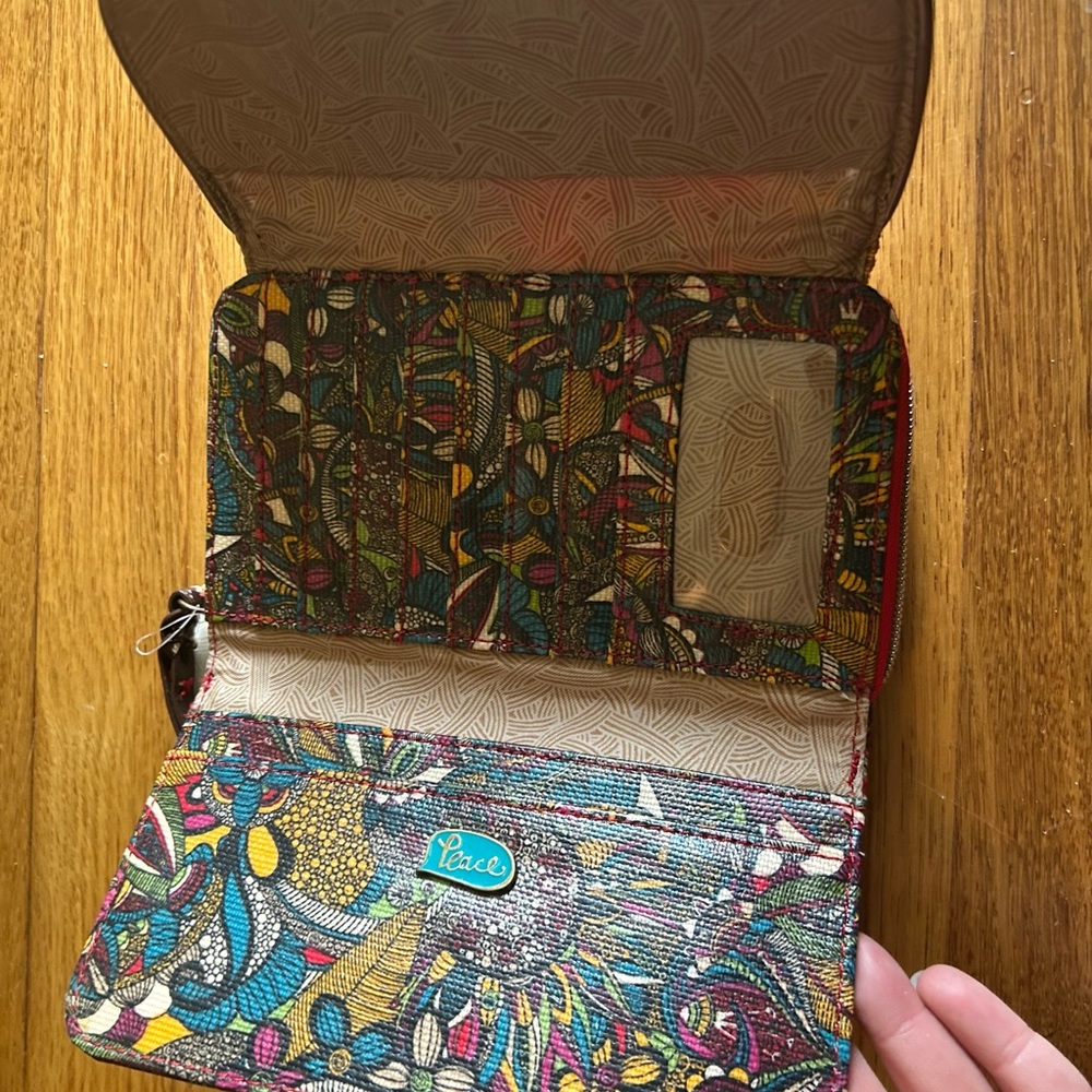 Sakroots Red and Gold Women's Clutch, NWT, so many zippers and pockets! - Picture 3 of 5